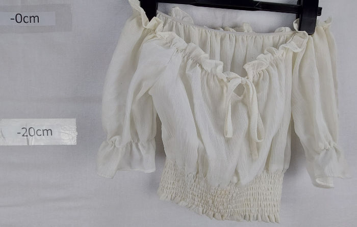 CREAM CROP TOP, PUFFY SHORT SLEEVE