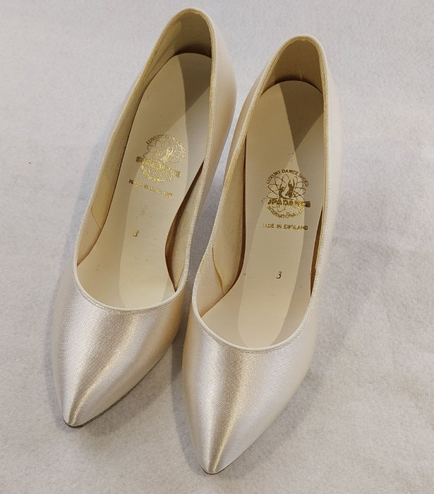 CREAM WEDDING STILETTO SHOES