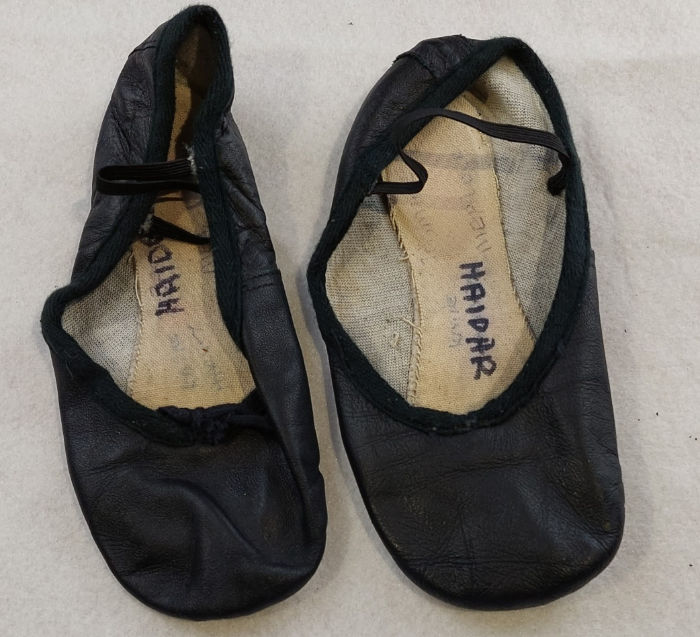 BLACK BALLET SHOES