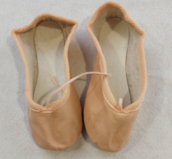 LEATHER BALLET SHOES PINK