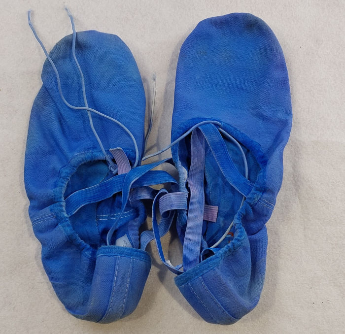 BLUE SPLIT SOLE BALLET SHOE CANVAS