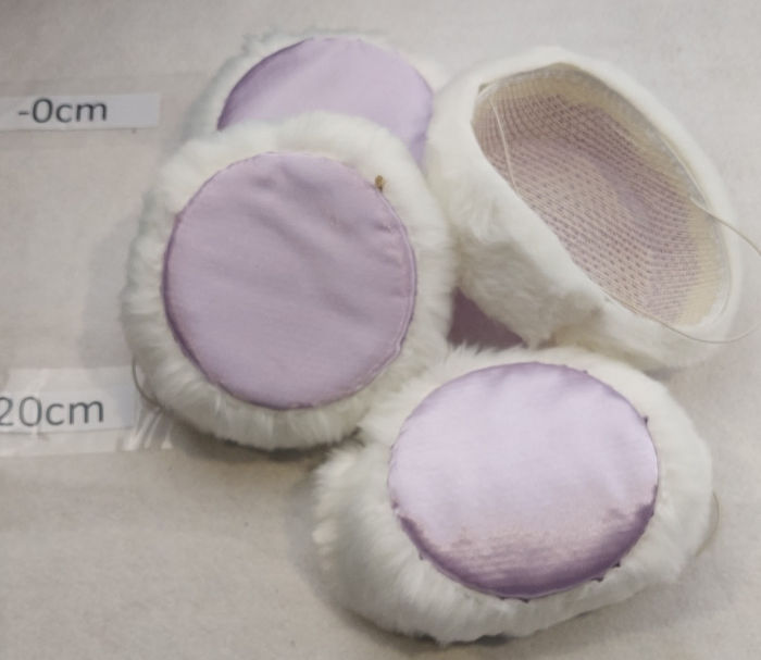 WHITE AND LILAC FAUX FUR HAT WITH ELASTIC