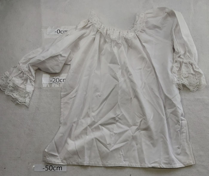 White cotton shirt with lace detail