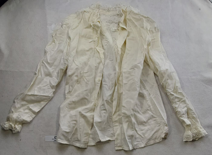 Cream Shirt button up