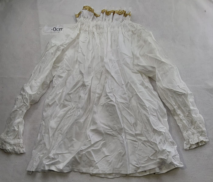 White Cotton top with gold trim