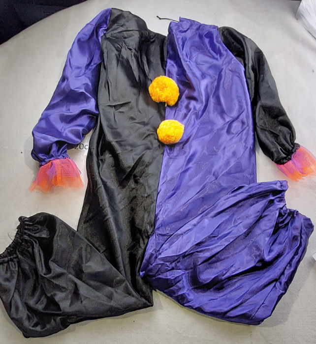 Clown jumpsuit black and purple