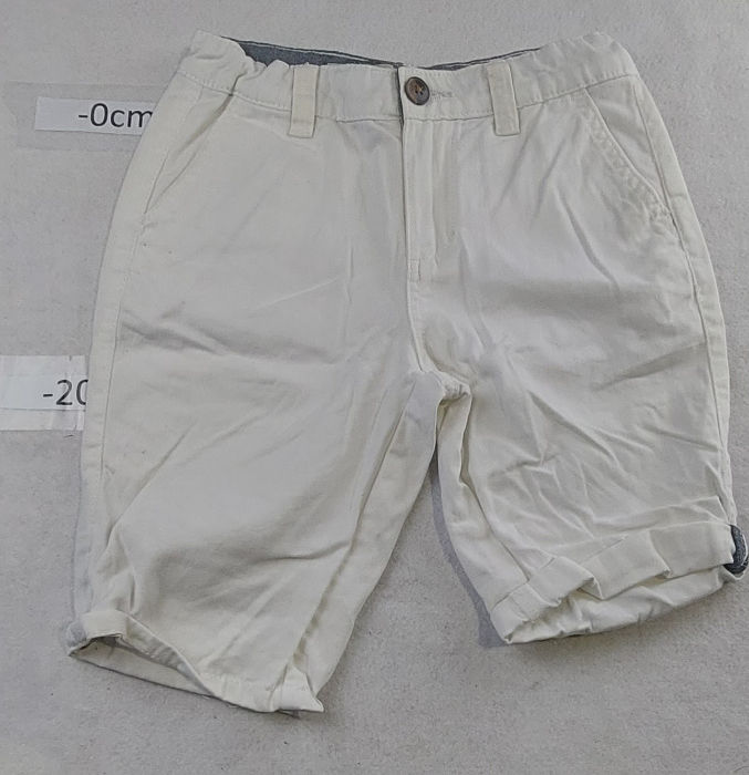 WHITE CHINO SHORTS