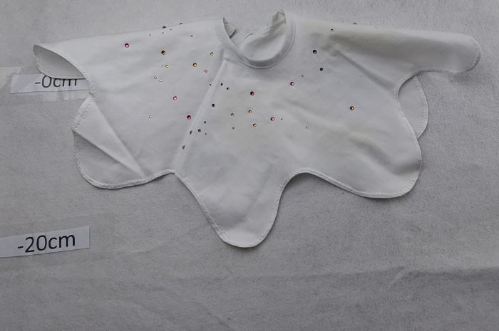 WHITE BIBS NECK COLLAR