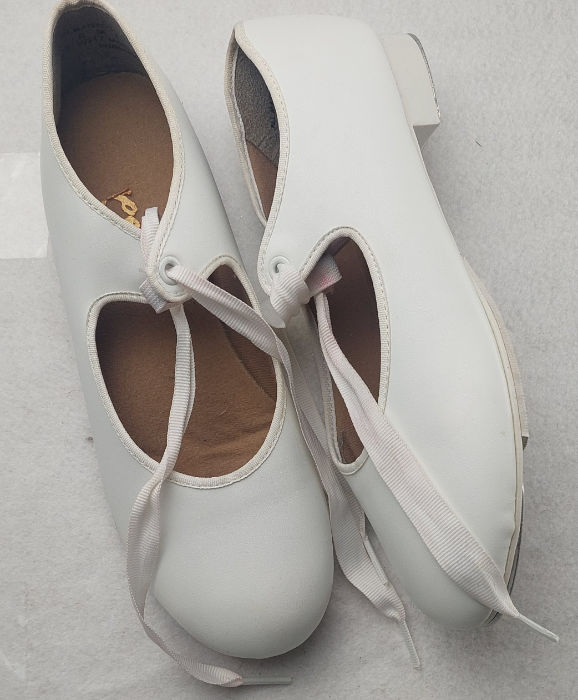 WHITE LEATHER TAP SHOES