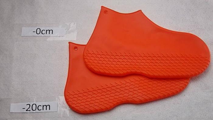 PLASTIC SHOE COVERS